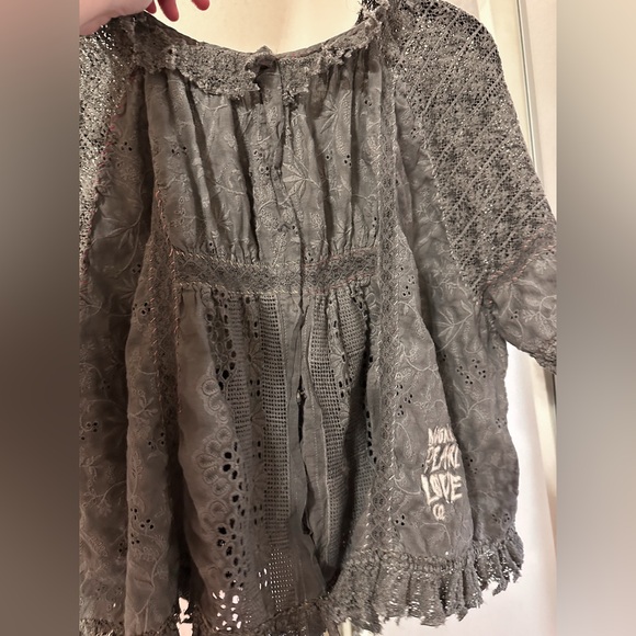 Lace Work Gabriella Blouse - Picture 5 of 7